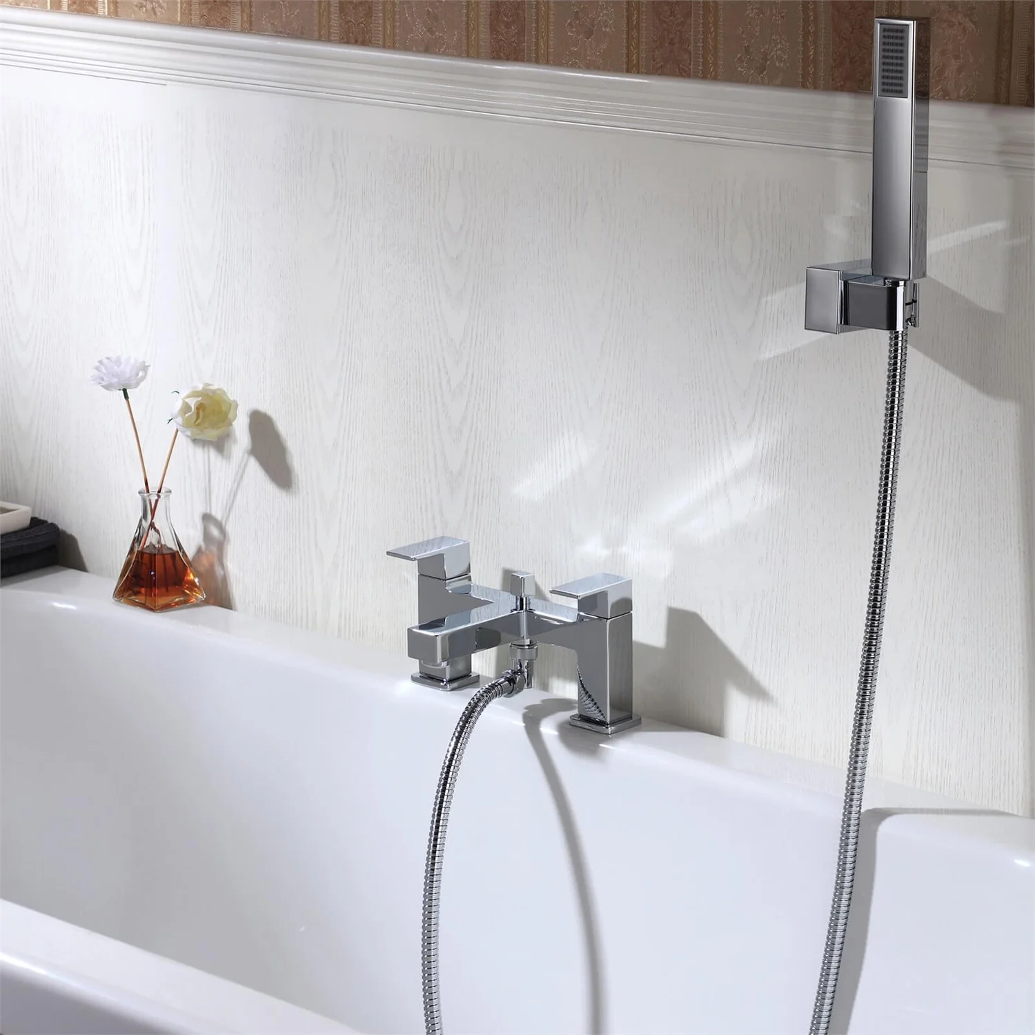 Hardraw Bath Shower Mixer Tap - Chrome - Image 2