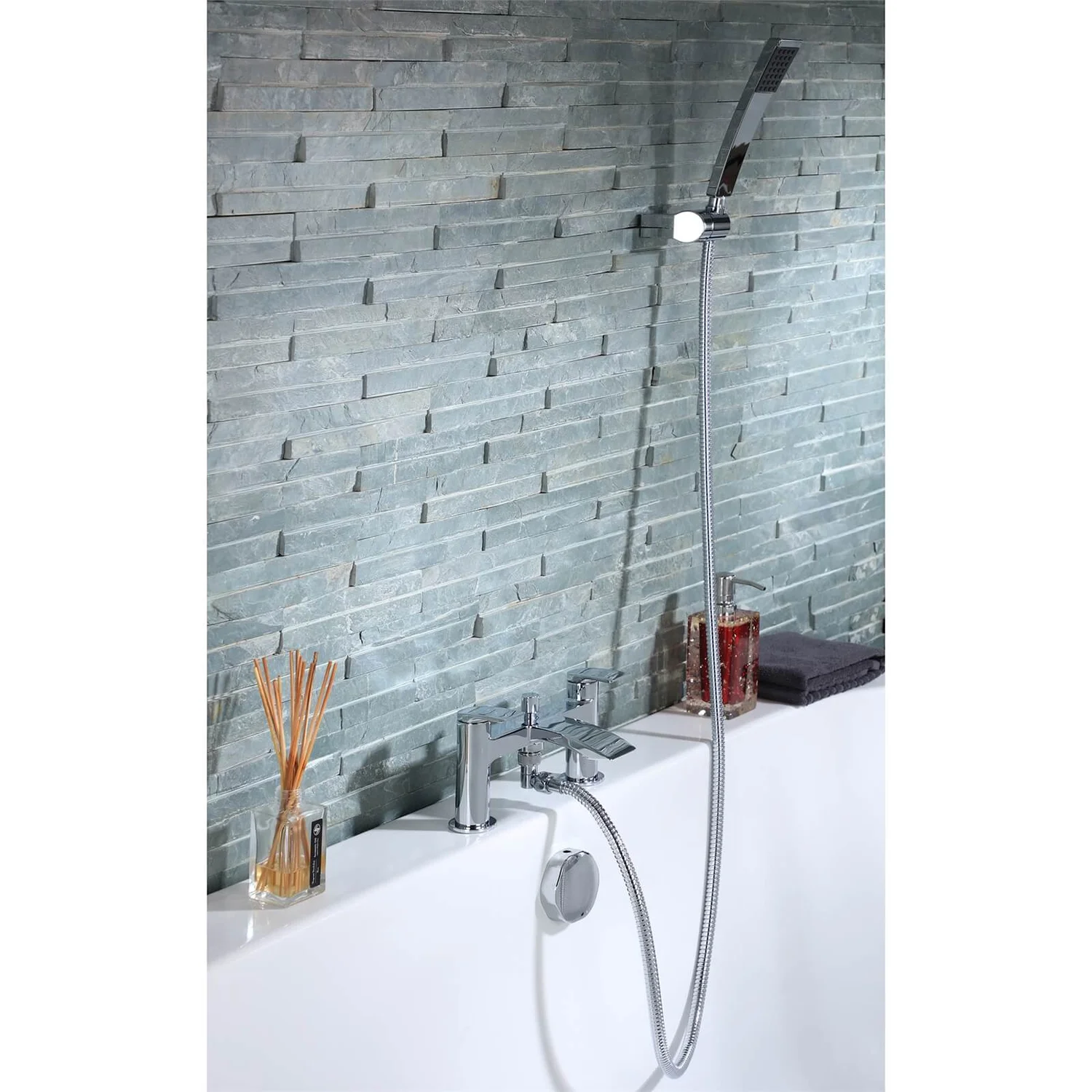 Kilfinnan Bath Shower Mixer Tap - Chrome - Image 2