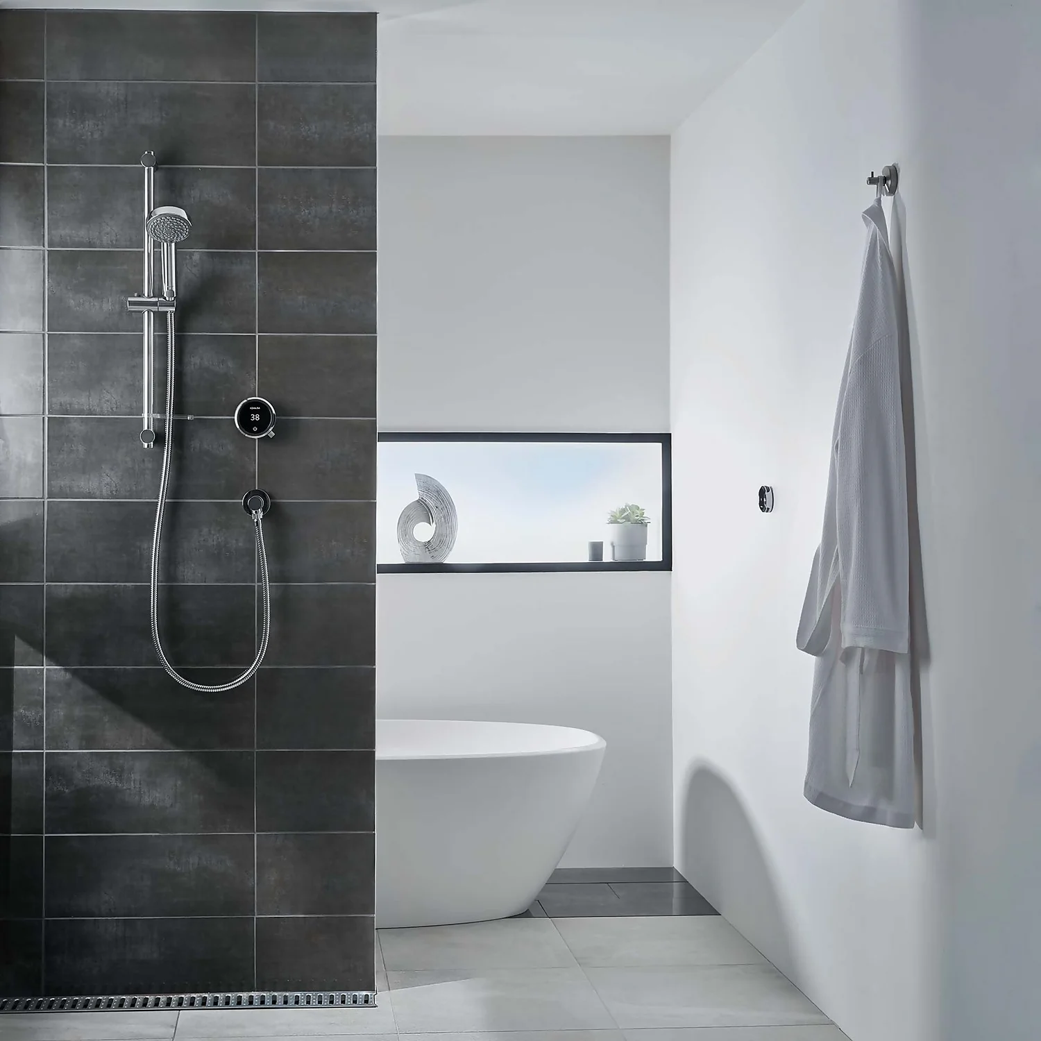 Aqualisa Quartz Touch Concealed Digital Shower For Pumped Boilers - Image 2