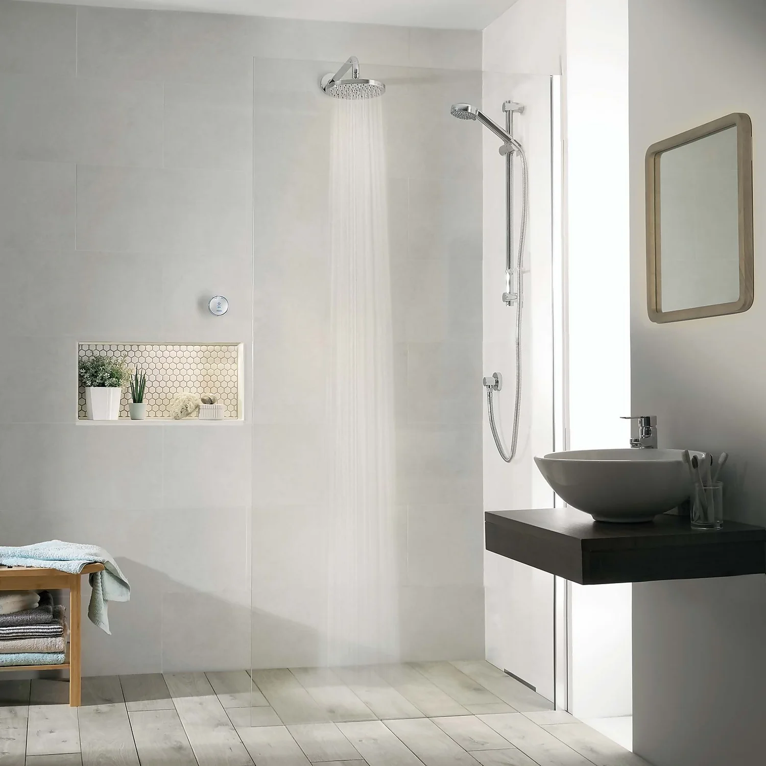 Aqualisa Quartz Blue Digital Shower & Wall Head Kit For Combi Boilers - Image 2