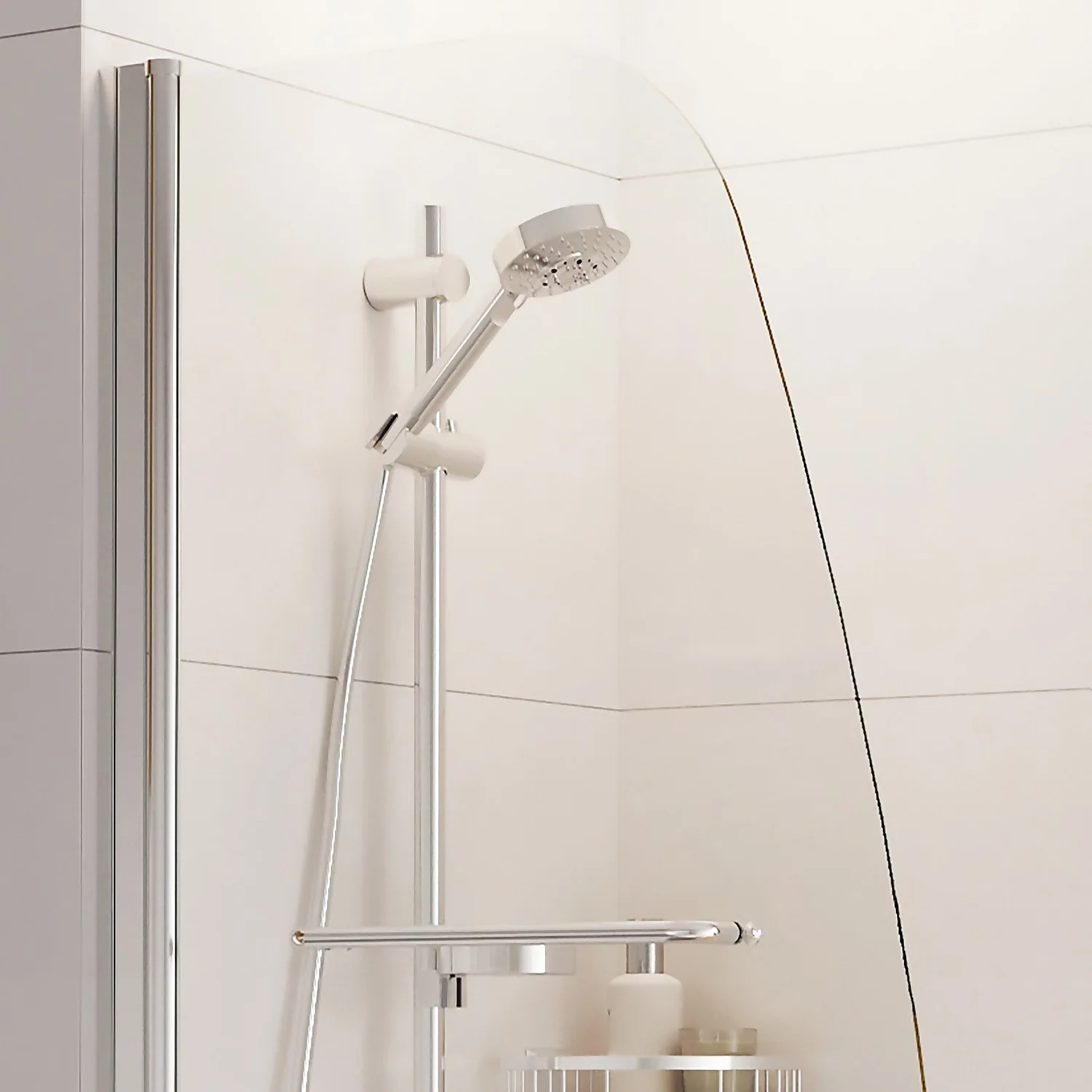 Bathstore Gleam Single Panel Angled Bath Screen - Image 3